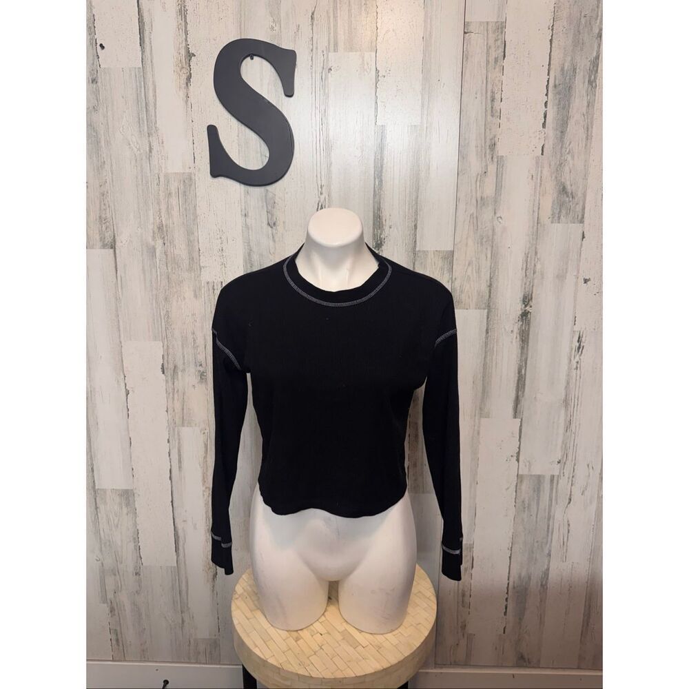 Forever 21 Crop Top Womens Small Black Waffle Thermal Exposed Stitch Long Sleeve